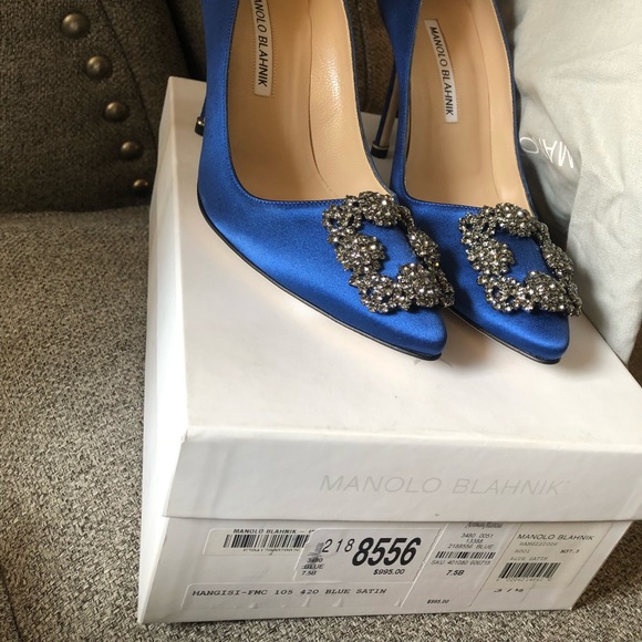 🚨SOLD!🚨🔹💙Royal Blue Manolo Blahnik 💙🔹 - Picture 8 of 8